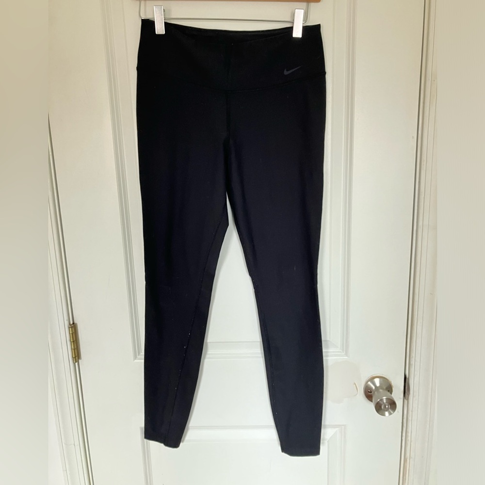🎉 3/$15 Nike Black Leggings M